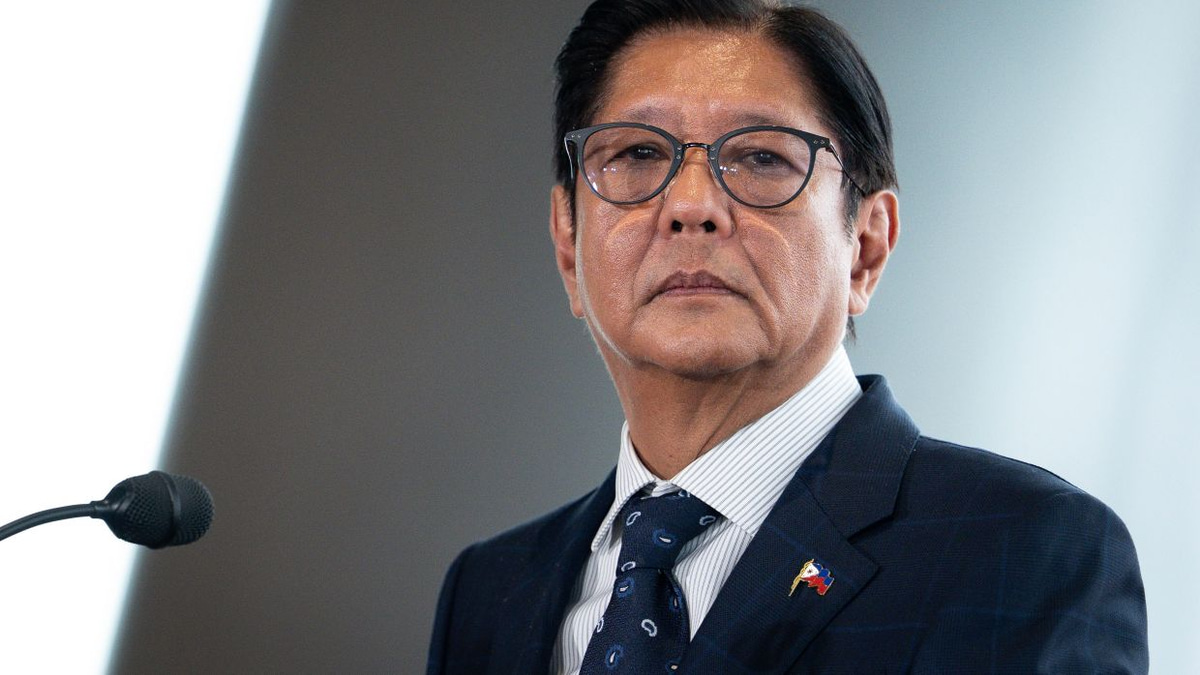 Marcos Faces Critical Test as Philippines Grapples with Corruption Fallout and Economic Stagnation