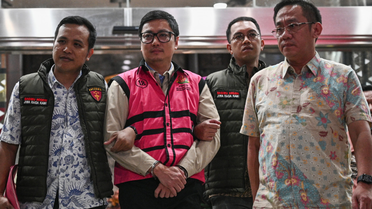 Indonesia Expands Corruption Probe into Free School Meals Programme