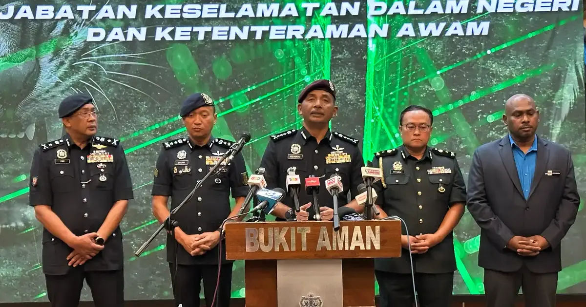 Five arrested as police seize RM13 million in contraband goods from Kuala Lumpur and Klang