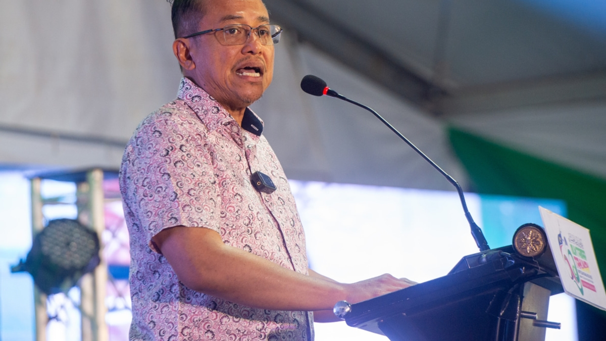 Samsuri Defends PAS-BN Dialogue, Denies Muhyiddin's Claims of Unauthorised Talks