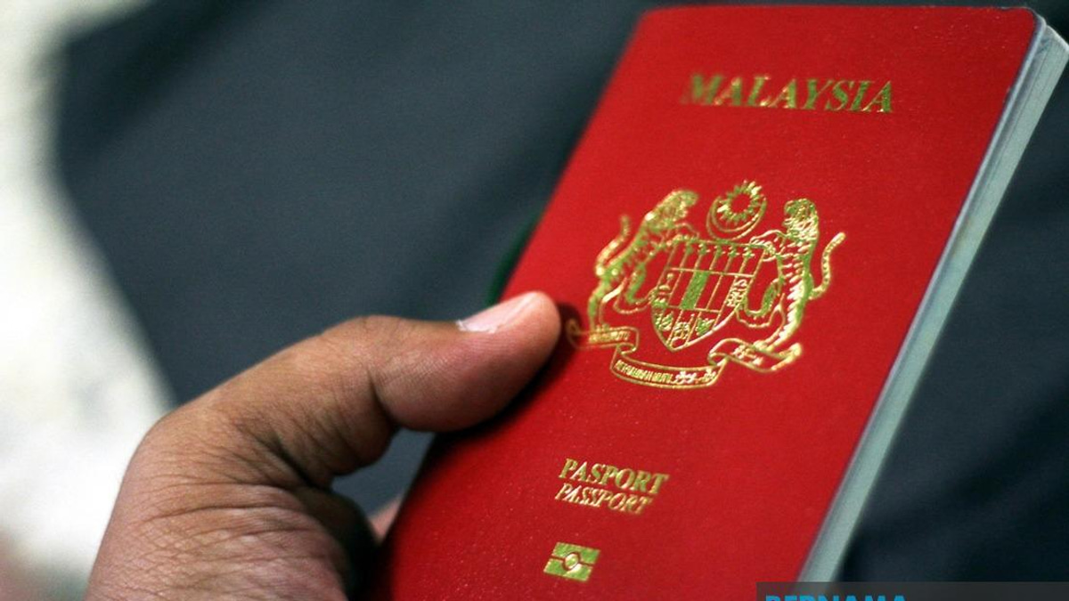 PM Anwar To Unveil New Malaysian Passport With 94 Advanced Security Features