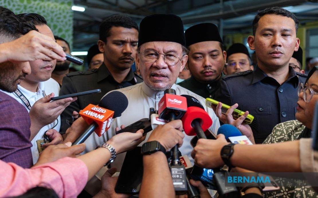 Malaysia Won't Waver on Jho Low Stance Regardless of US Pardon Move, Says Anwar