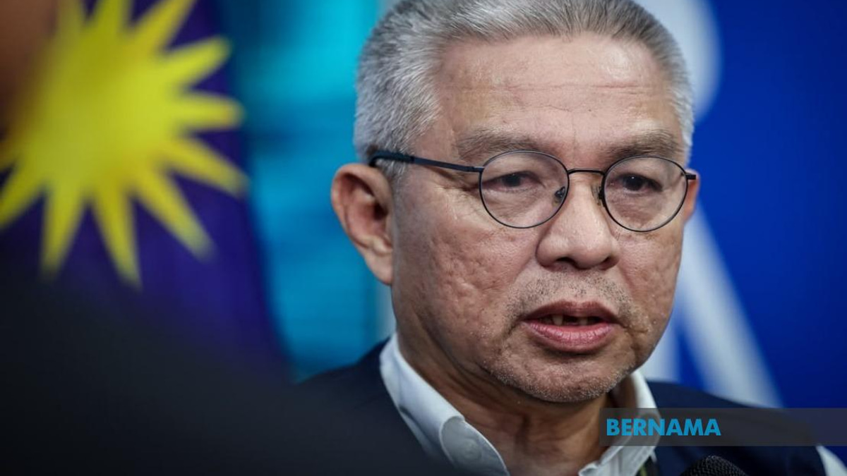 Dr Adham Banks on Community Ties and Development Record in Johor Pasir Raja Race