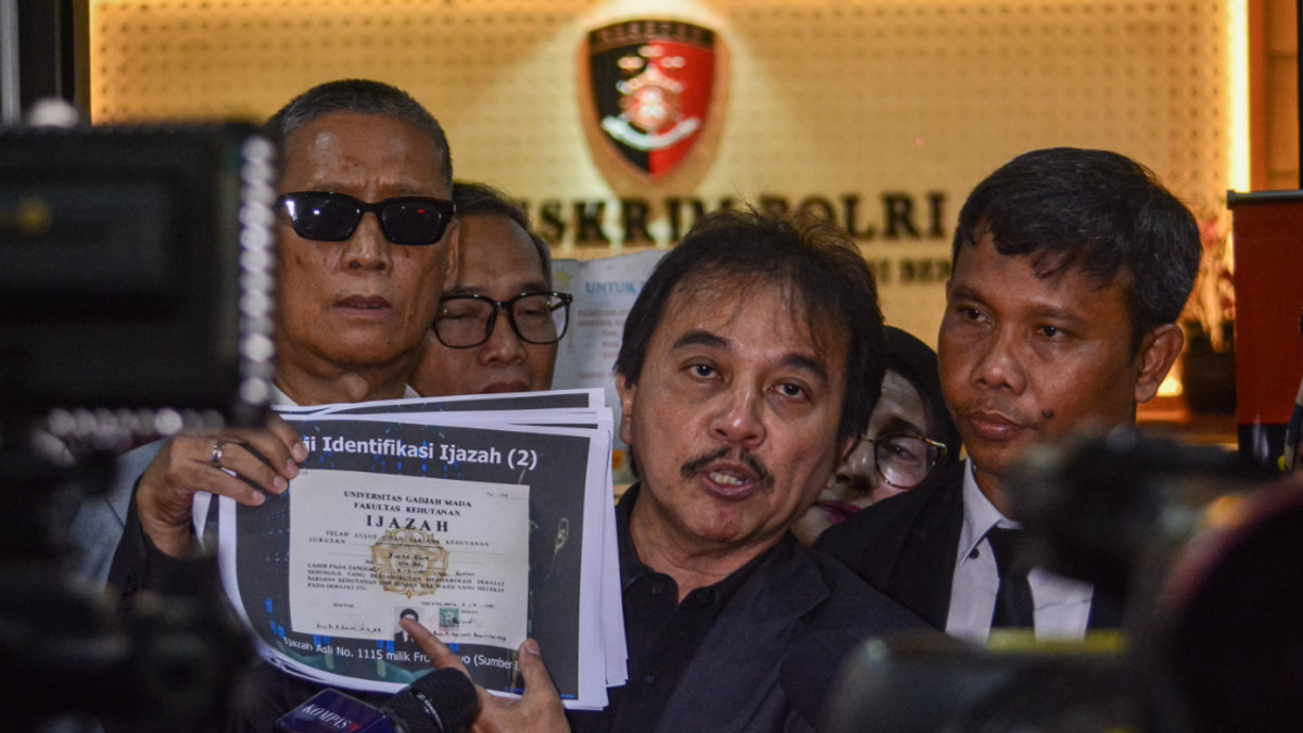 Former Indonesian Minister Detained in Jokowi Diploma Defamation Case