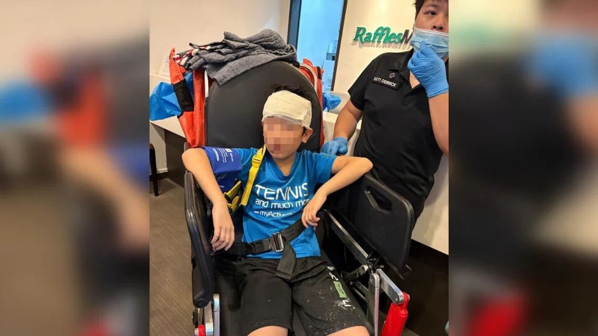 Young customer hospitalised after signboard collapse at Singapore foodcourt