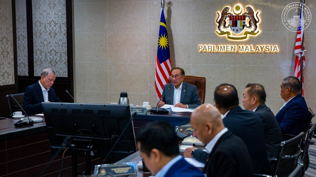 Anwar orders agriculture ministry to prepare for Super El Niño threat to food security
