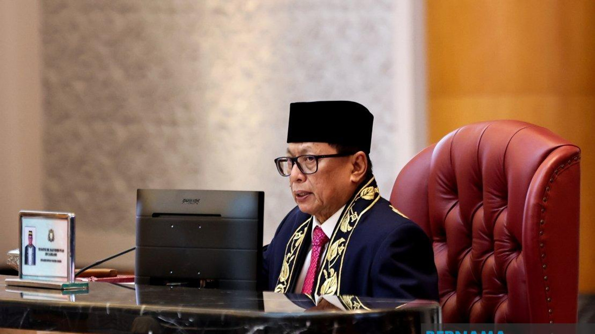 Rengit Assemblyman Mohd Puad Steps Aside, Cites Age as Factor in Johor Election