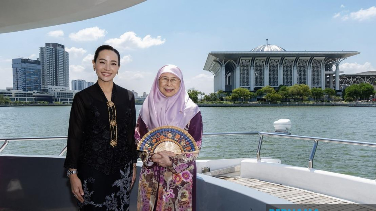 Thailand's First Lady Enjoys Putrajaya Lake Tour During PM's Diplomatic Visit