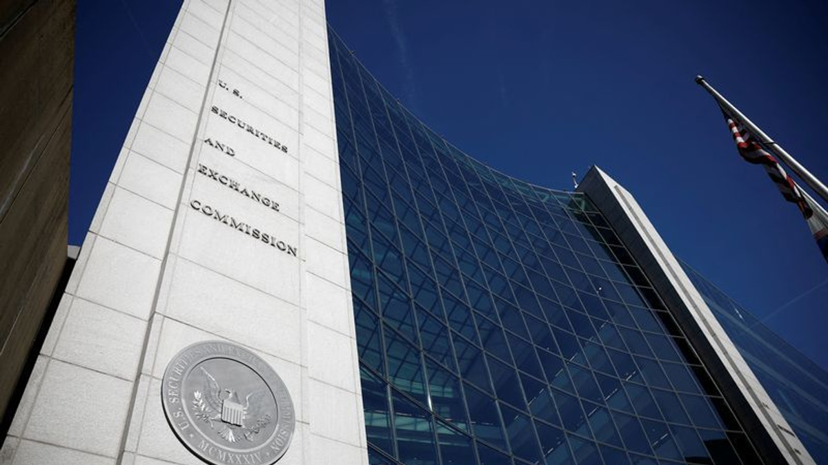 Former Bank of America Banker Charged Over $18.5 Million Insider Trading Scheme