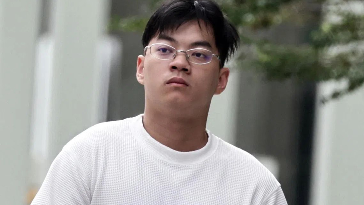 S$9,000 fine for former permanent resident who skipped Singapore national service
