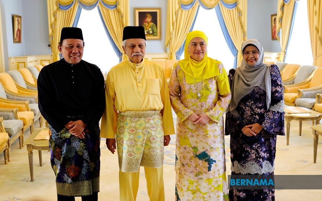 Negeri Sembilan's New Leader Pledges Support for Royal Institution and Continuity