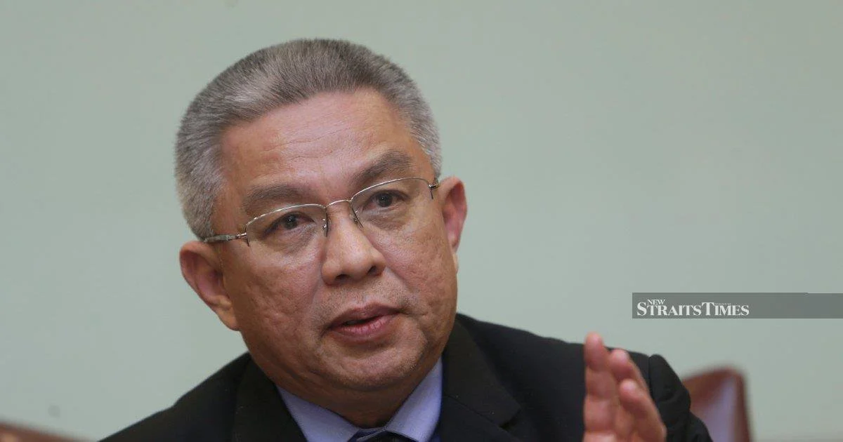 Former Health Minister Dr Adham Baba Among 56 BN Candidates for Johor Election