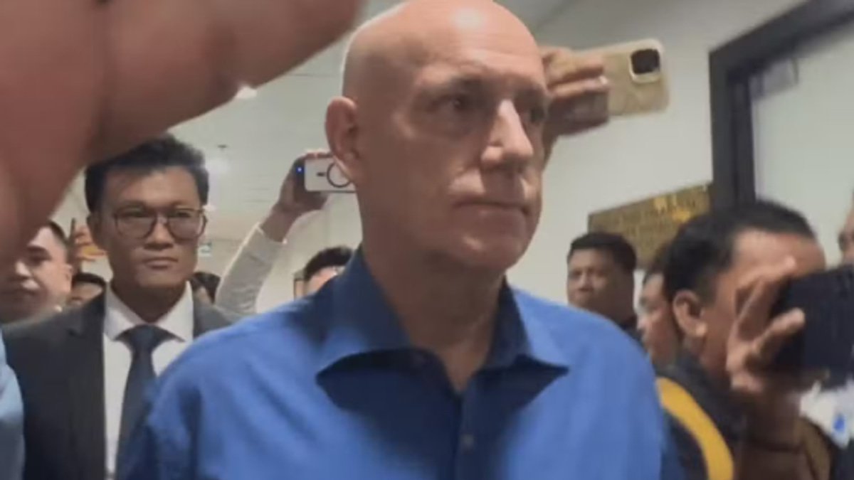Former Ateneo Basketball Coach Tab Baldwin Appears Before Philippine Investigators in Drowning Inquiry