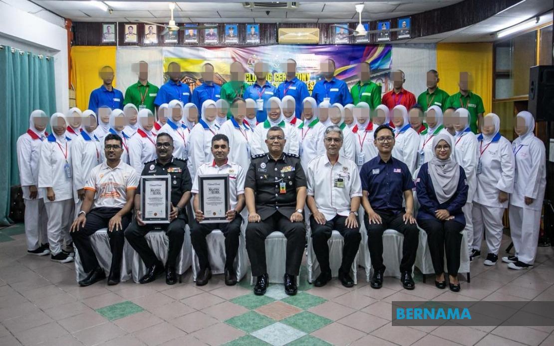 Saifuddin Praises Prisons Department's Record-Breaking Life Support Training Initiative