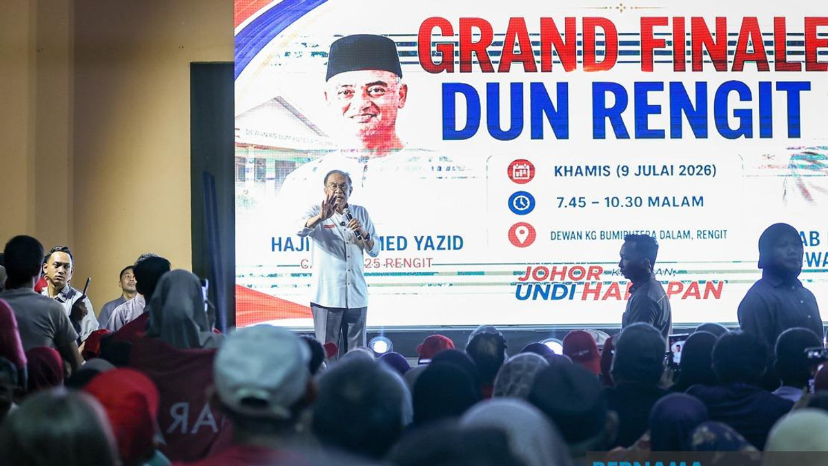 Anwar Pledges Infrastructure Overhaul in Rengit as Johor Election Looms