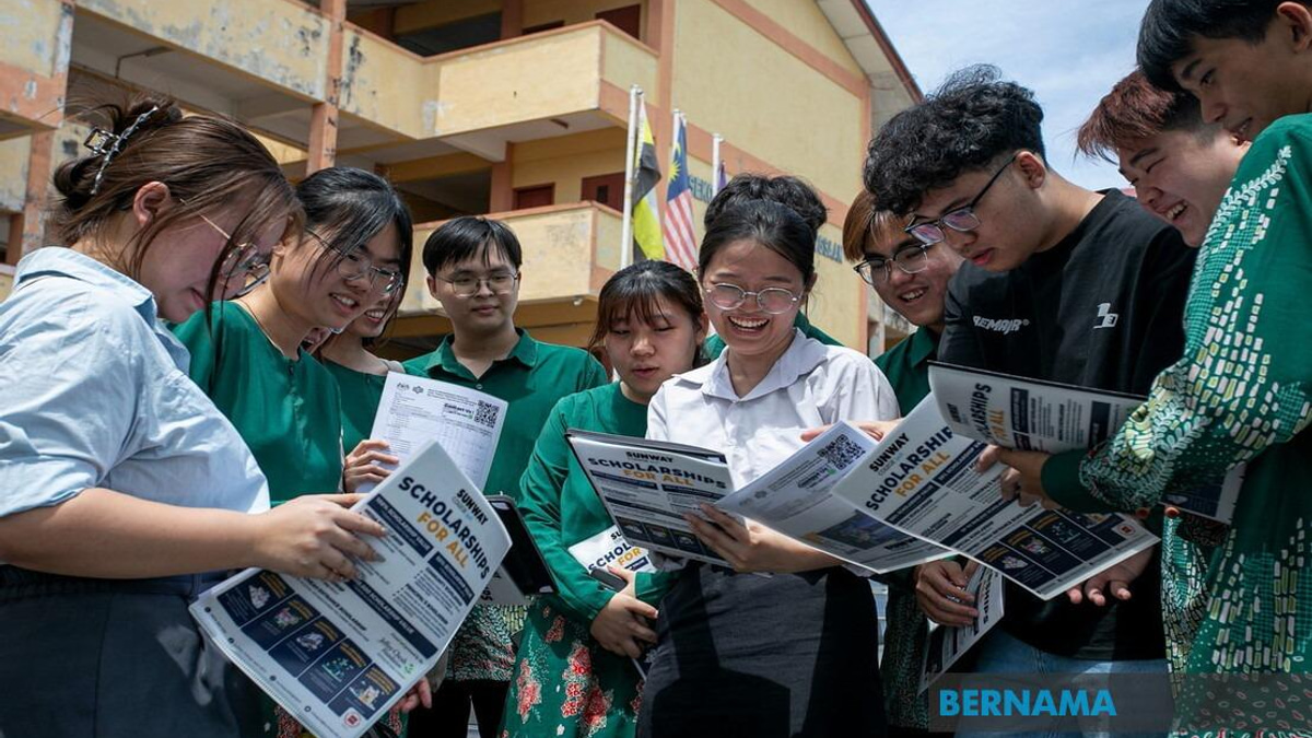 STPM Proves Its Worth as Gateway to University, With Top Scorers from Diverse Backgrounds