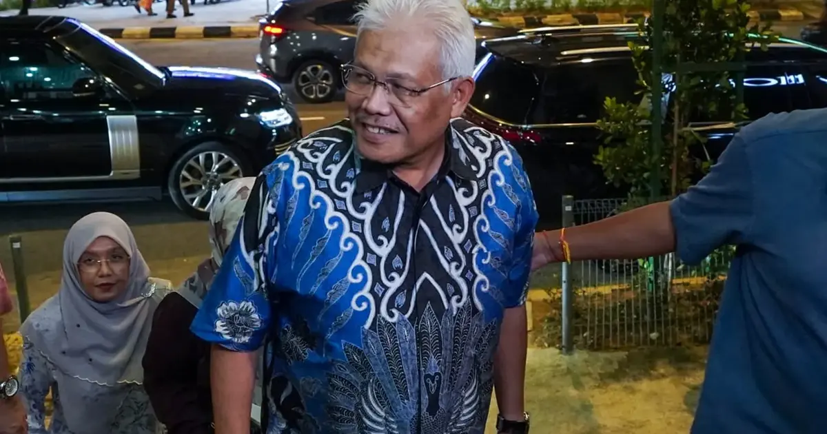 Hamzah spotted at PAS headquarters amid intensifying Perikatan coalition tensions