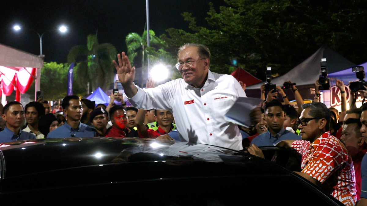 Anwar's Temple Comments Apology Signals Commitment to Inclusivity, Says DAP Lawmaker