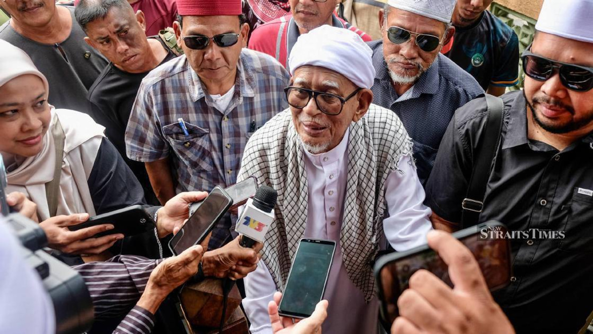 Hadi Questions PM's Absence from TH Inquiry Parliamentary Sitting