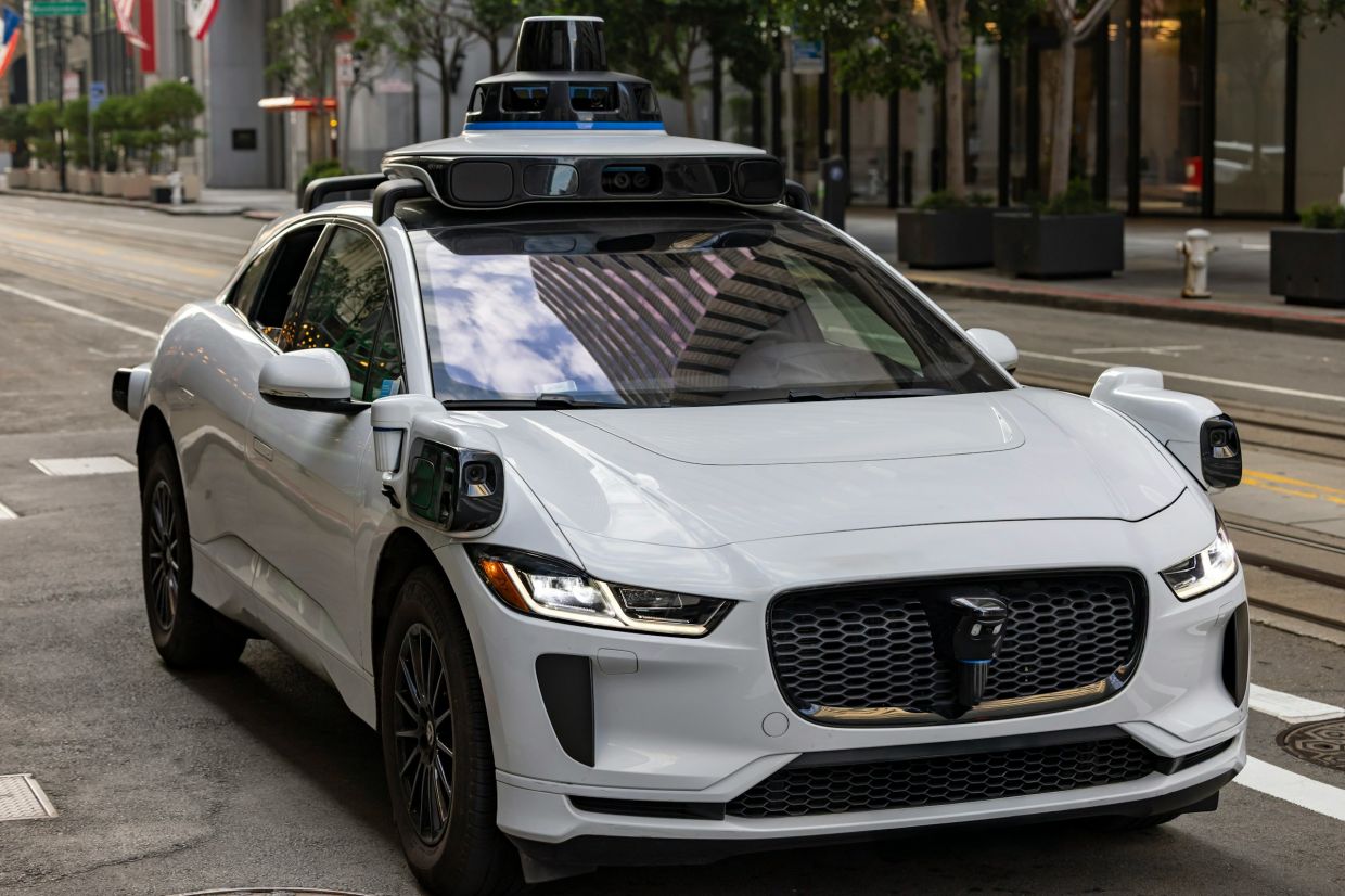 Robotaxis Caught in the Crossfire: Safety Questions Mount as Emergency Response Failures Pile Up