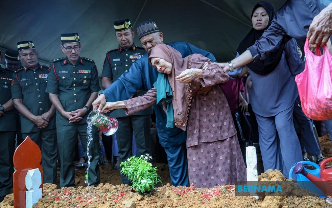 Private Siti Khadijah, 24, Laid To Rest After Hobart Camp Training Tragedy