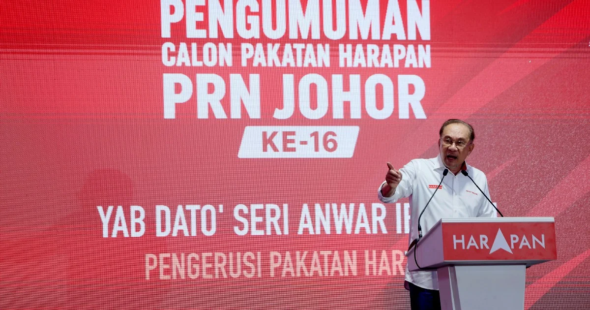 Anwar Challenges Johor Leaders to Scrutinise Past Federal Governments Over Revenue Disputes