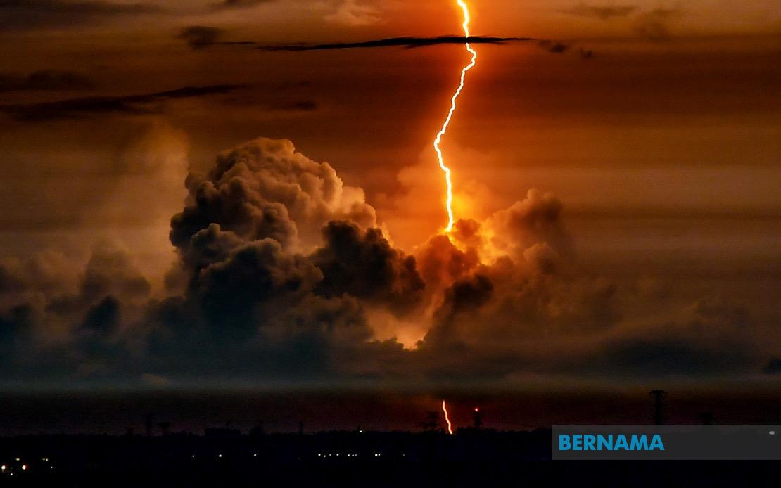 Thunderstorms and Heavy Rain Alert Issued for Ten States and Kuala Lumpur Until 9 PM