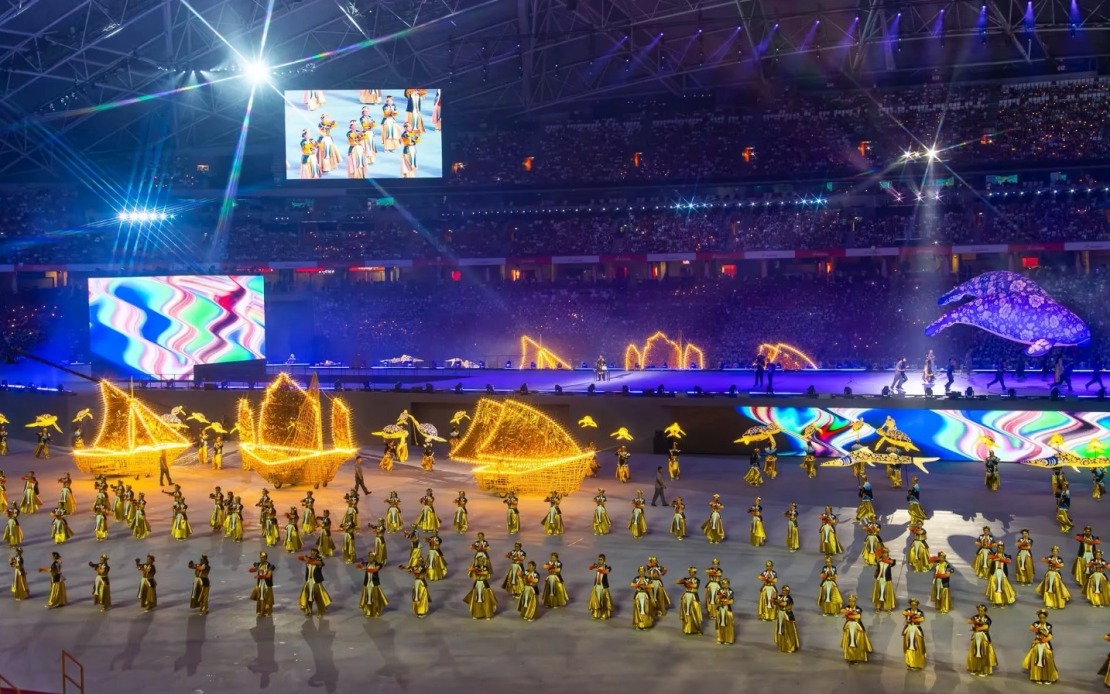 Singapore Celebrates 61st National Day With Historic Return of Parade to National Stadium
