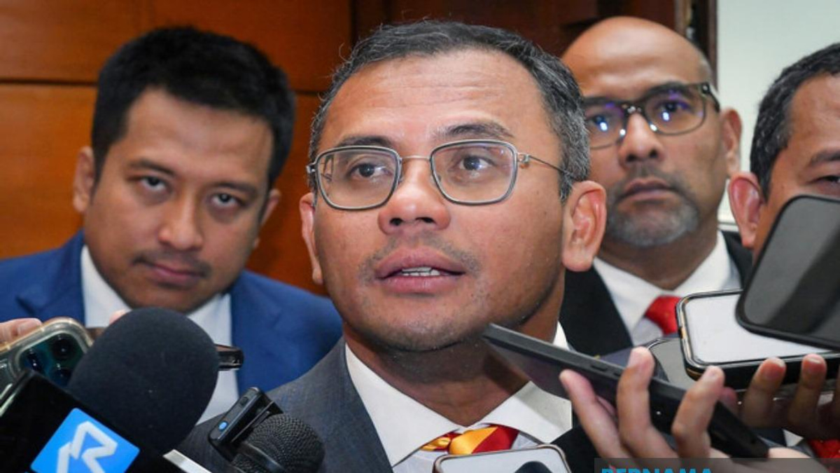 Local Complicity Undermining Immigration Enforcement in Selangor, Says MB