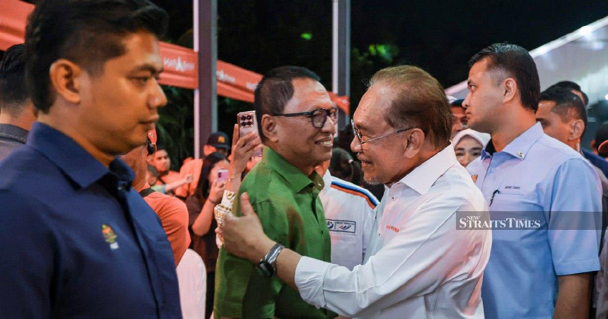 Rafizi Quips Over Puad's Political Shift as PKR-Umno Tensions Surface