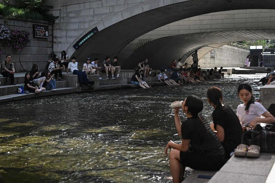 South Korea swelters as heat reaches record 42.5°C amid worsening climate crisis