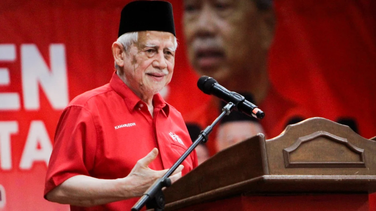 Kelantan Bersatu Members Unmoved by PN's Decision to Remove Azmin and Radzi