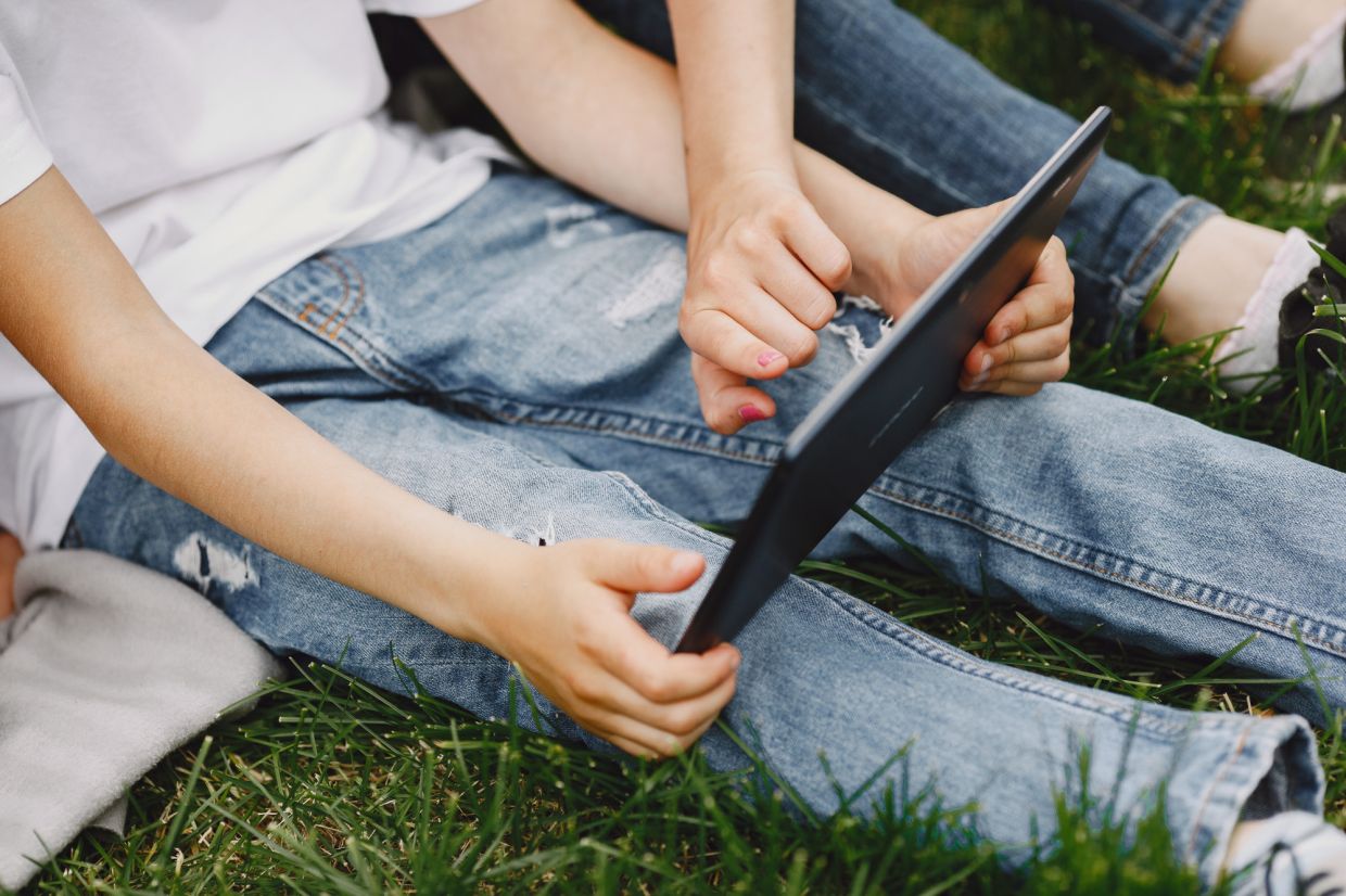 The Silicon Valley Paradox: Tech Titans Restricting Gadgets for Their Own Children