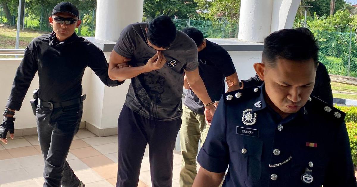 Two Malaysian Soldiers Charged with Smuggling Myanmar Migrants