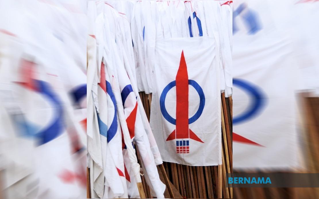 DAP Members To Vote On Whether Party Stays In Unity Government