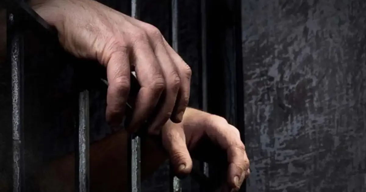 Elderly Man Imprisoned for Unpaid RM1,000 Fine Following Police Assault Conviction