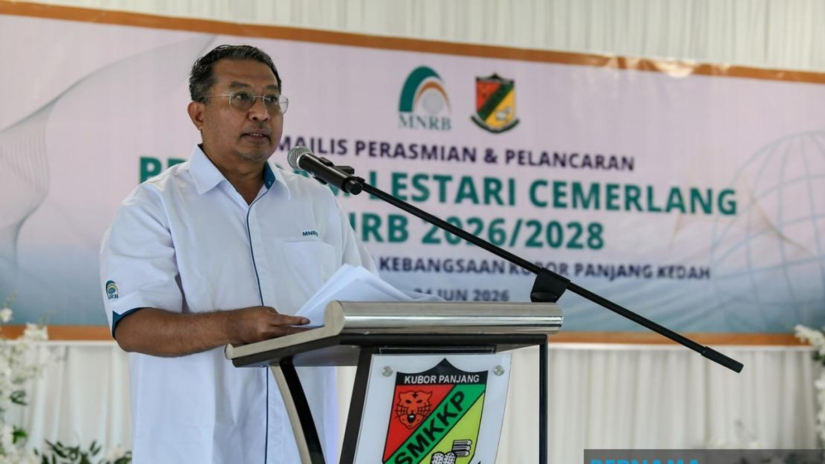 MNRB Holdings Invests Nearly RM600,000 in Six Schools Through Lestari Cemerlang Initiative