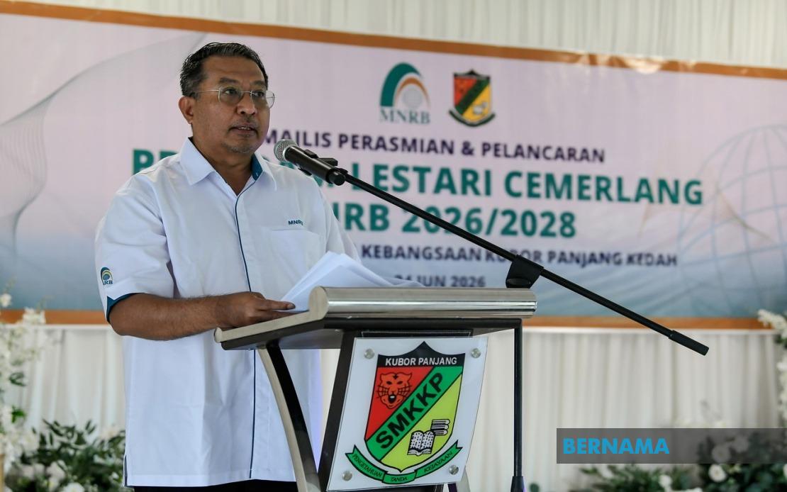 MNRB Holdings Invests Nearly RM600,000 in Six Schools Through Lestari Cemerlang Initiative