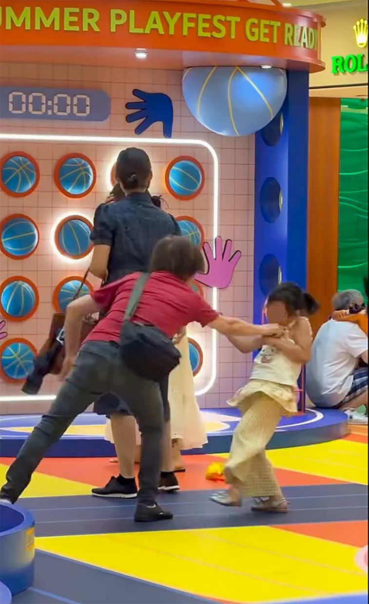 Two women arrested after violent clash at Hong Kong shopping centre involving five-year-old girl