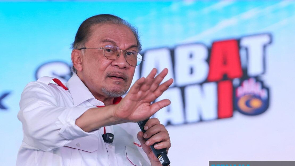Anwar Urges Fusion of Tech Innovation With Moral Foundation