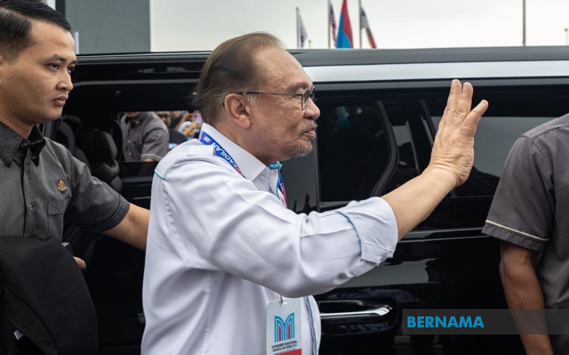 Anwar Pledges Full AUKU Repeal With No Replacement Restrictions on Student Activism