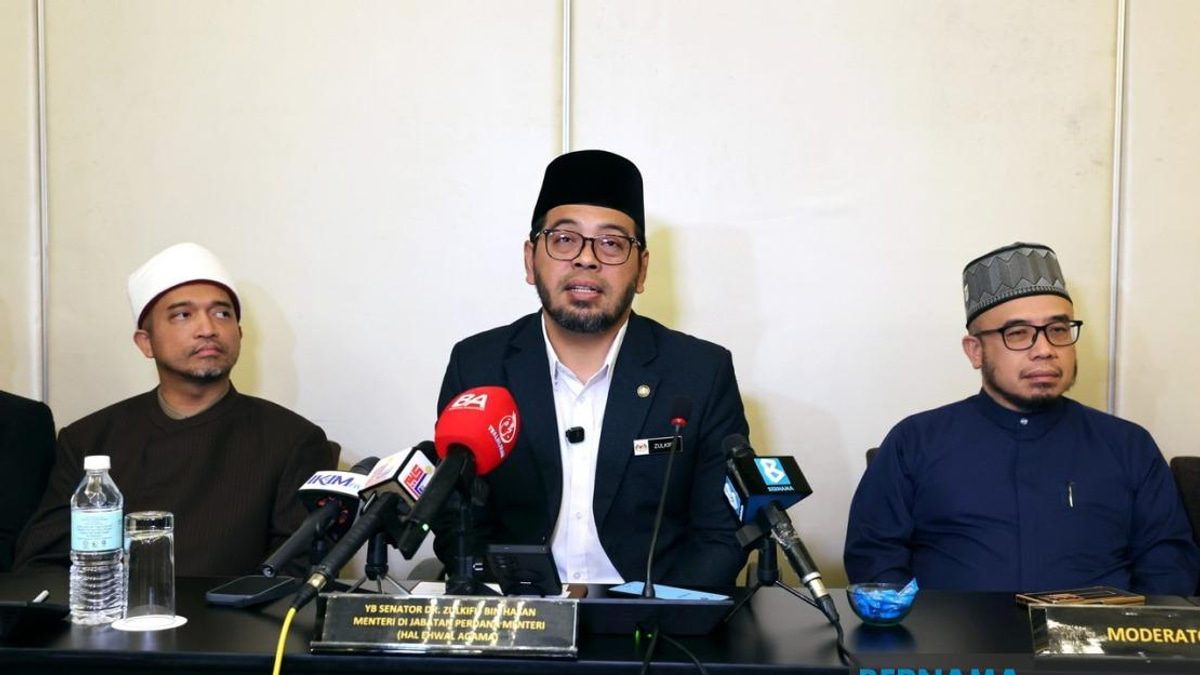 Religious Affairs Minister: 'Kafir Harbi' Label Inappropriate for Malaysian Citizens
