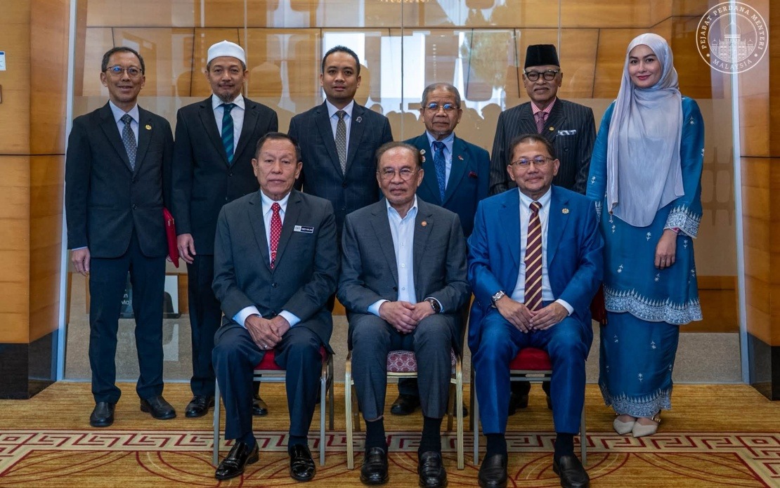 Anwar Calls for Whole-of-Society Approach to Tackle Corruption