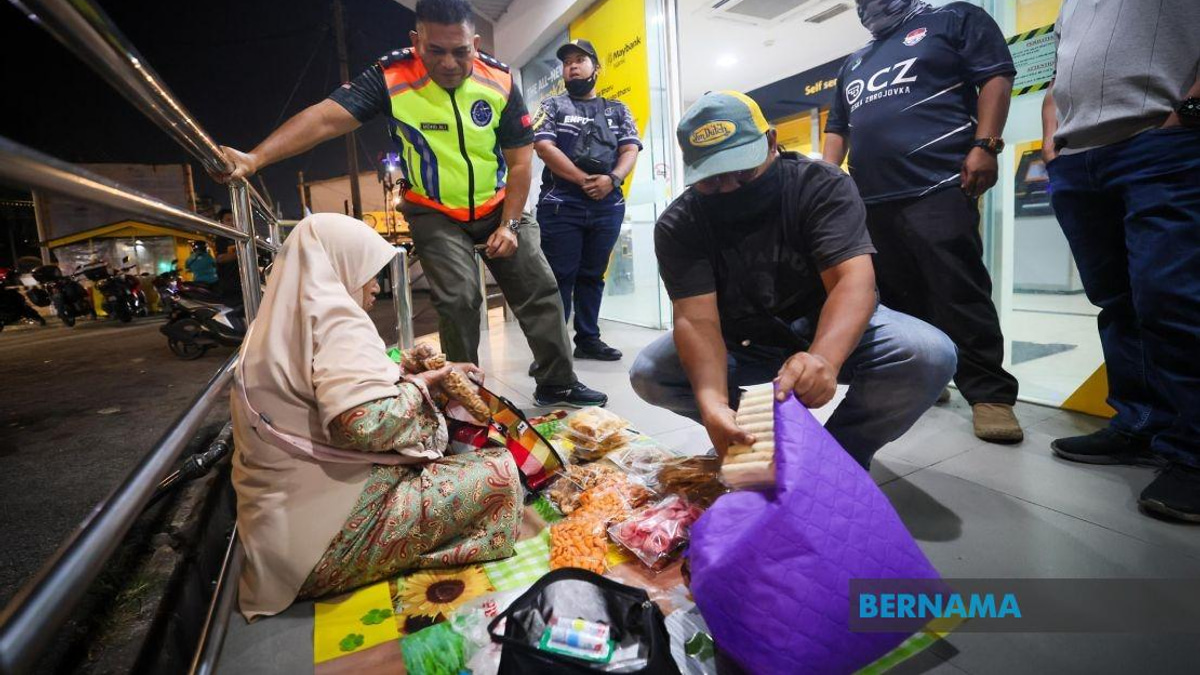 Three Thai Women Held Over Deceptive Charity Solicitation in Kota Bharu