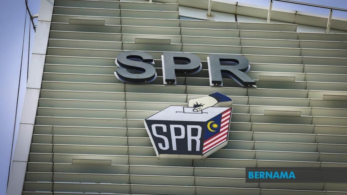 EC Distributes Over 24,600 Postal Ballots Ahead of Johor State Election
