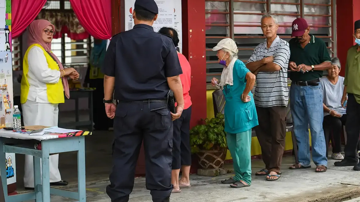 Bersatu's electoral flexibility could benefit Pakatan Harapan at PAS's expense, analysts suggest