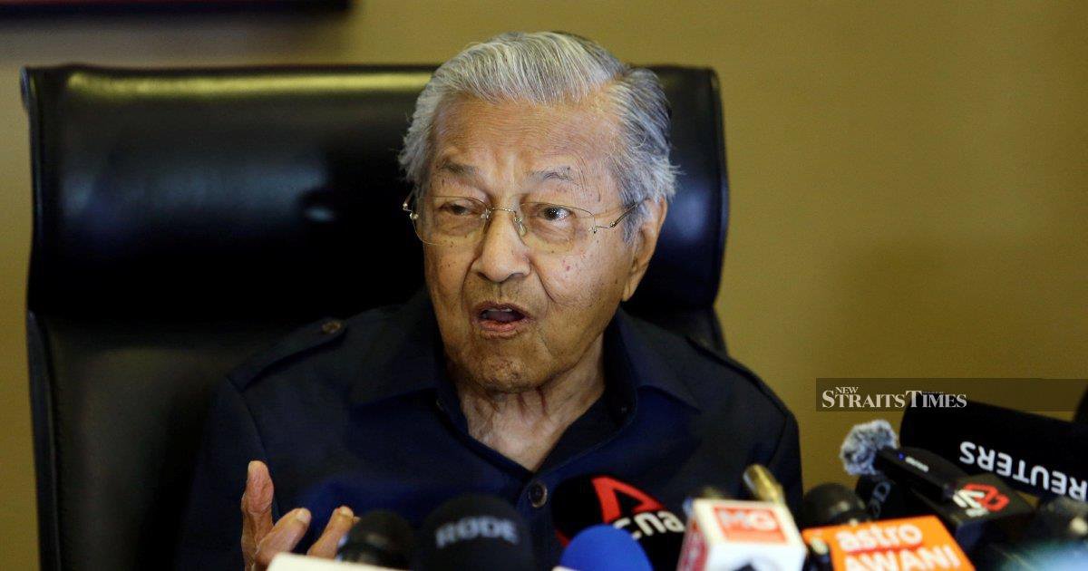 Dr Mahathir's RM150 Million Defamation Case Against Anwar to Resume After Health Assessment