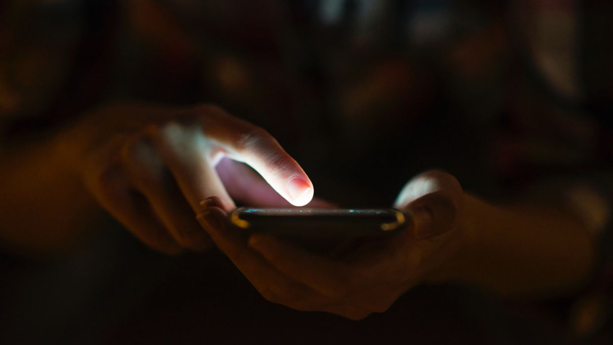 Malaysia's Social Media Age Restriction: Expert Debate on Teen Mental Health Protection vs Unintended Harms