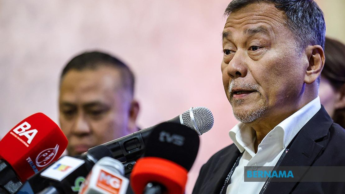 Election Commission Declares Johor Polls Conducted Smoothly Despite Social Media Voting Photo Concerns