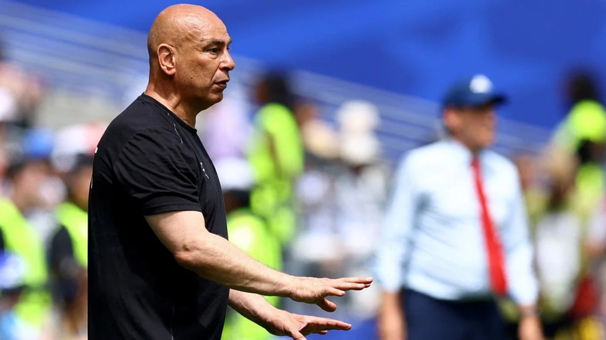 Egypt's Hassan moves to quell Salah speculation ahead of World Cup showdown